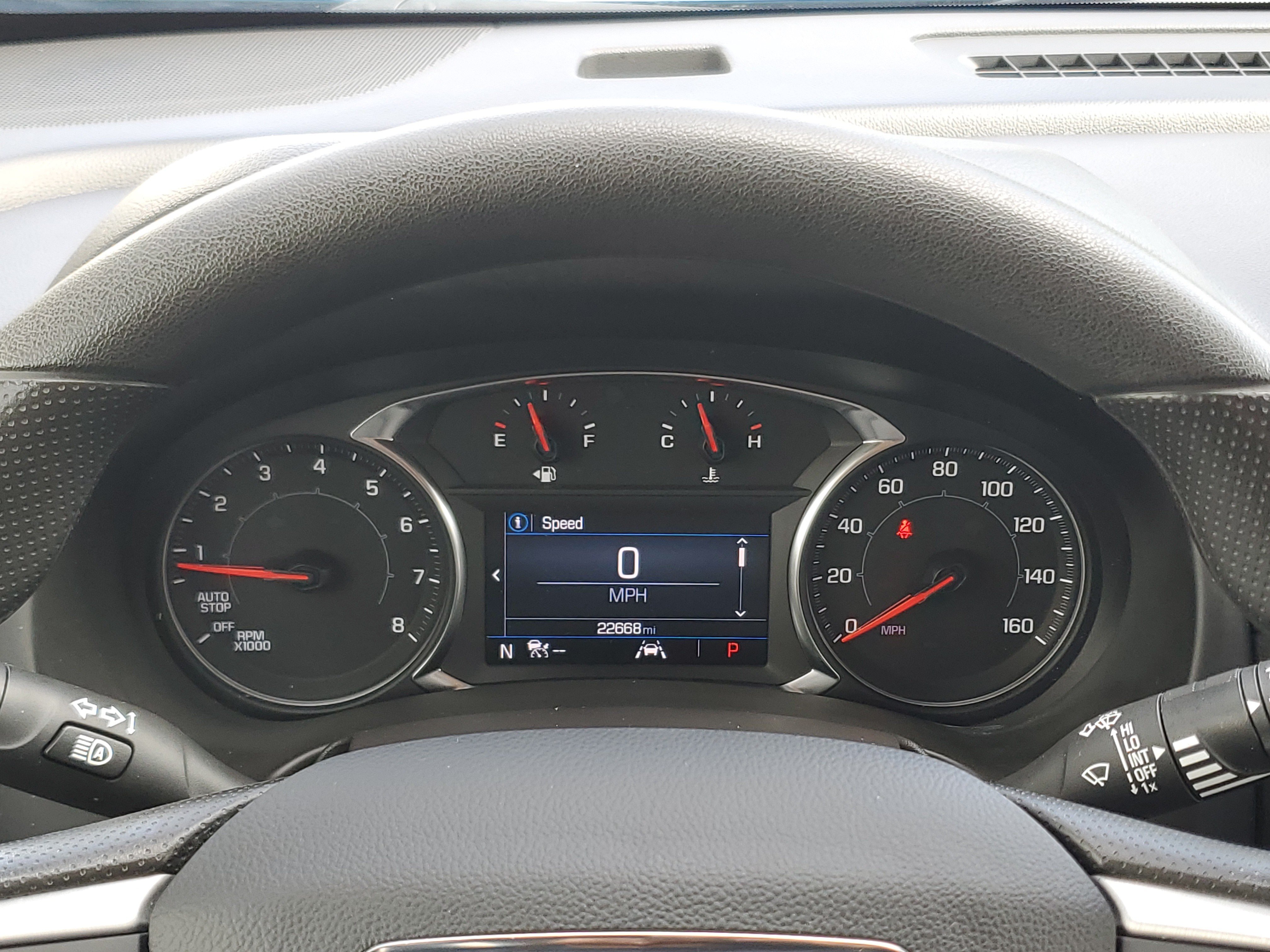 Used 2024 GMC Terrain SLE w/ Driver Convenience Package FWD image 25