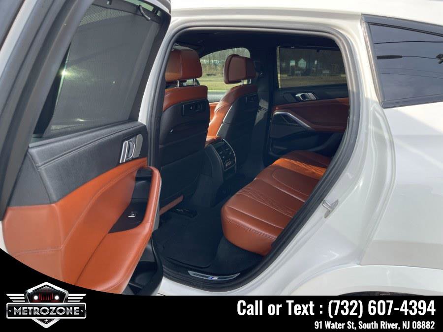 Used 2023 BMW X6 M50i w/ Executive Package image 35