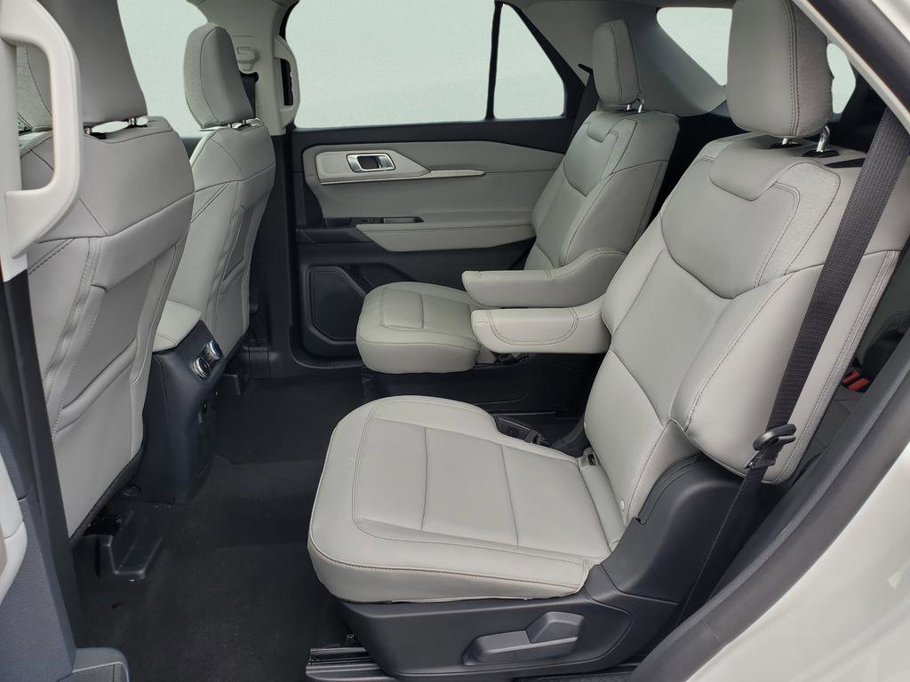 New 2025 Ford Explorer Active w/ Active Comfort Package image 36
