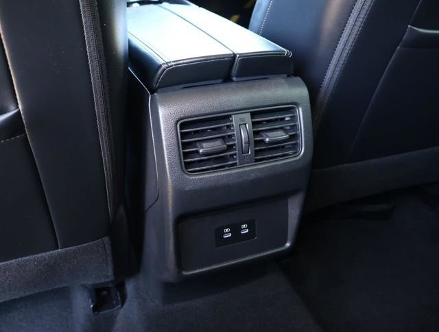 Used 2024 Nissan Rogue Platinum image 13