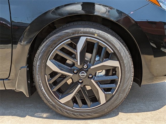 New 2025 Nissan Versa SR w/ Trunk Package image 11