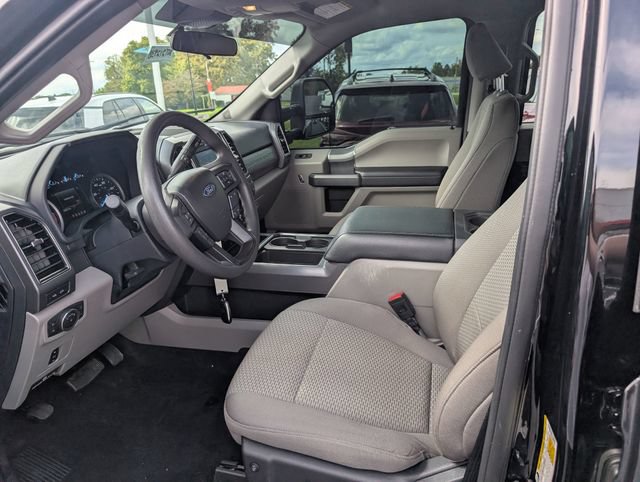 Used 2022 Ford F250 XLT w/ Black Appearance Package AWD/4WD image 15