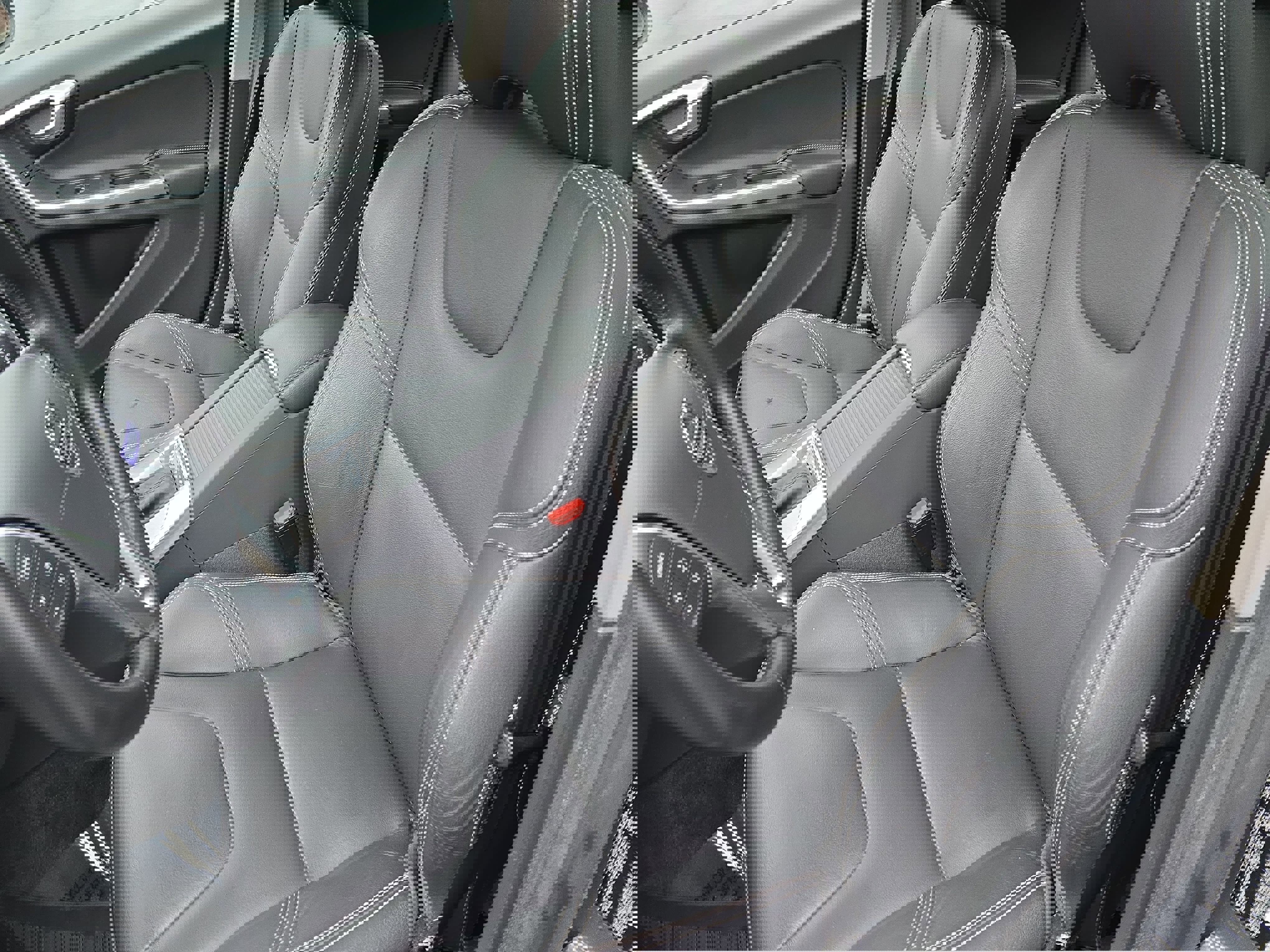 Used 2018 Volvo S60 T5 Dynamic w/ Vision Package image 14