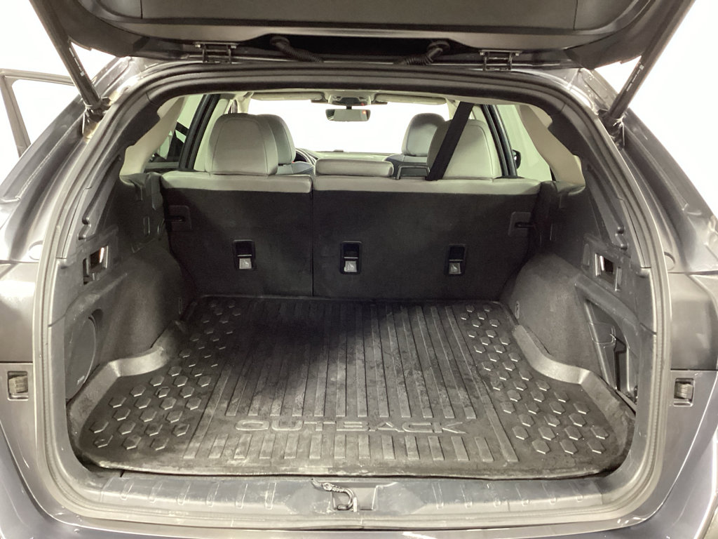 Used 2023 Subaru Outback Limited image 31