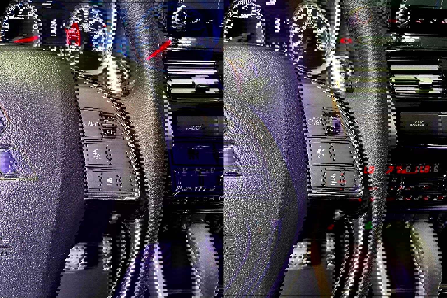 Used 2023 Mitsubishi Eclipse Cross SEL image 12