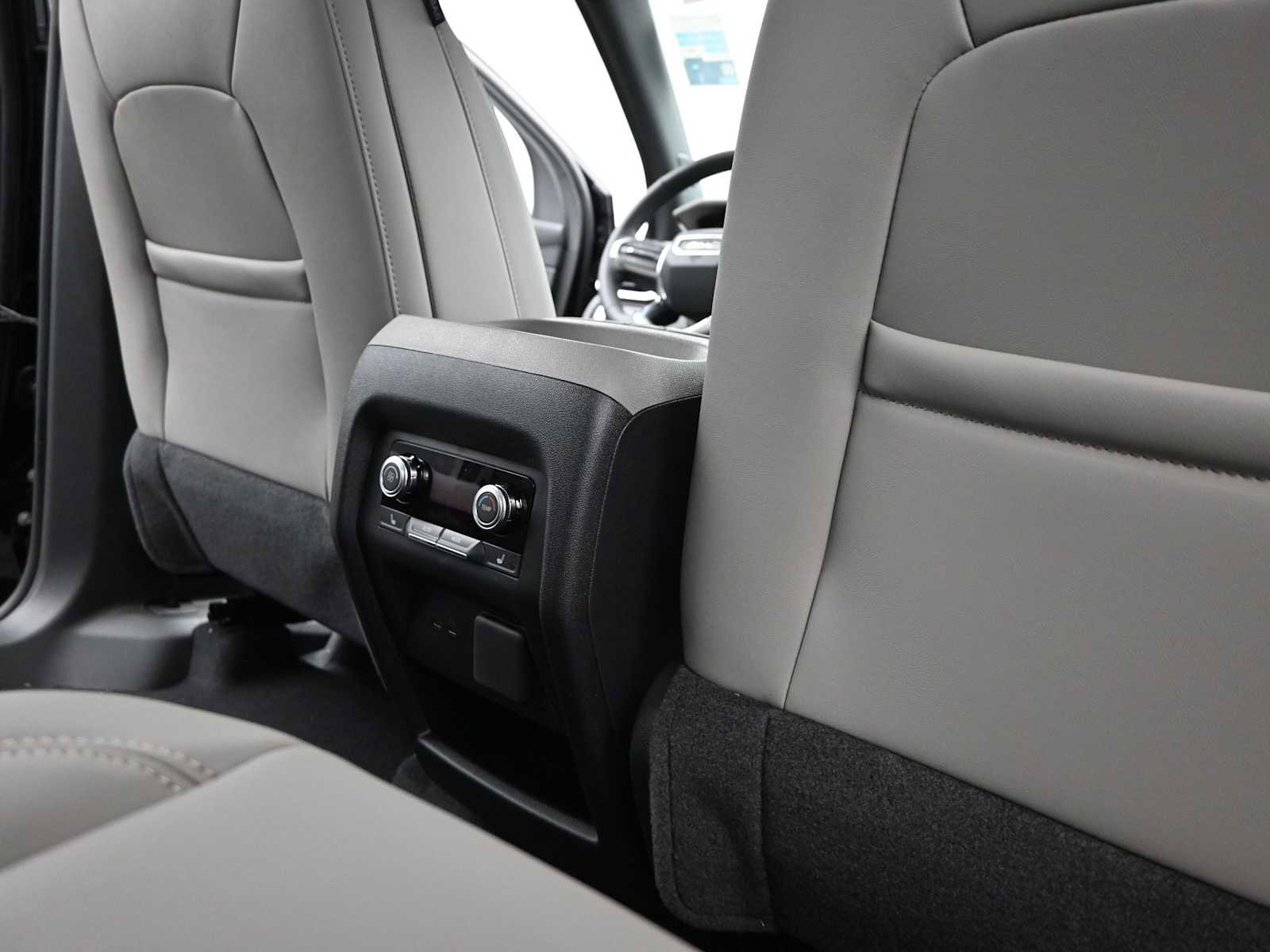 New 2026 GMC Acadia Elevation w/ Elevation Premium Package AWD/4WD image 24