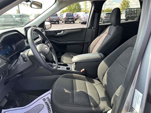 Used 2024 Ford Escape Active w/ Tech Pack #2 AWD/4WD image 10