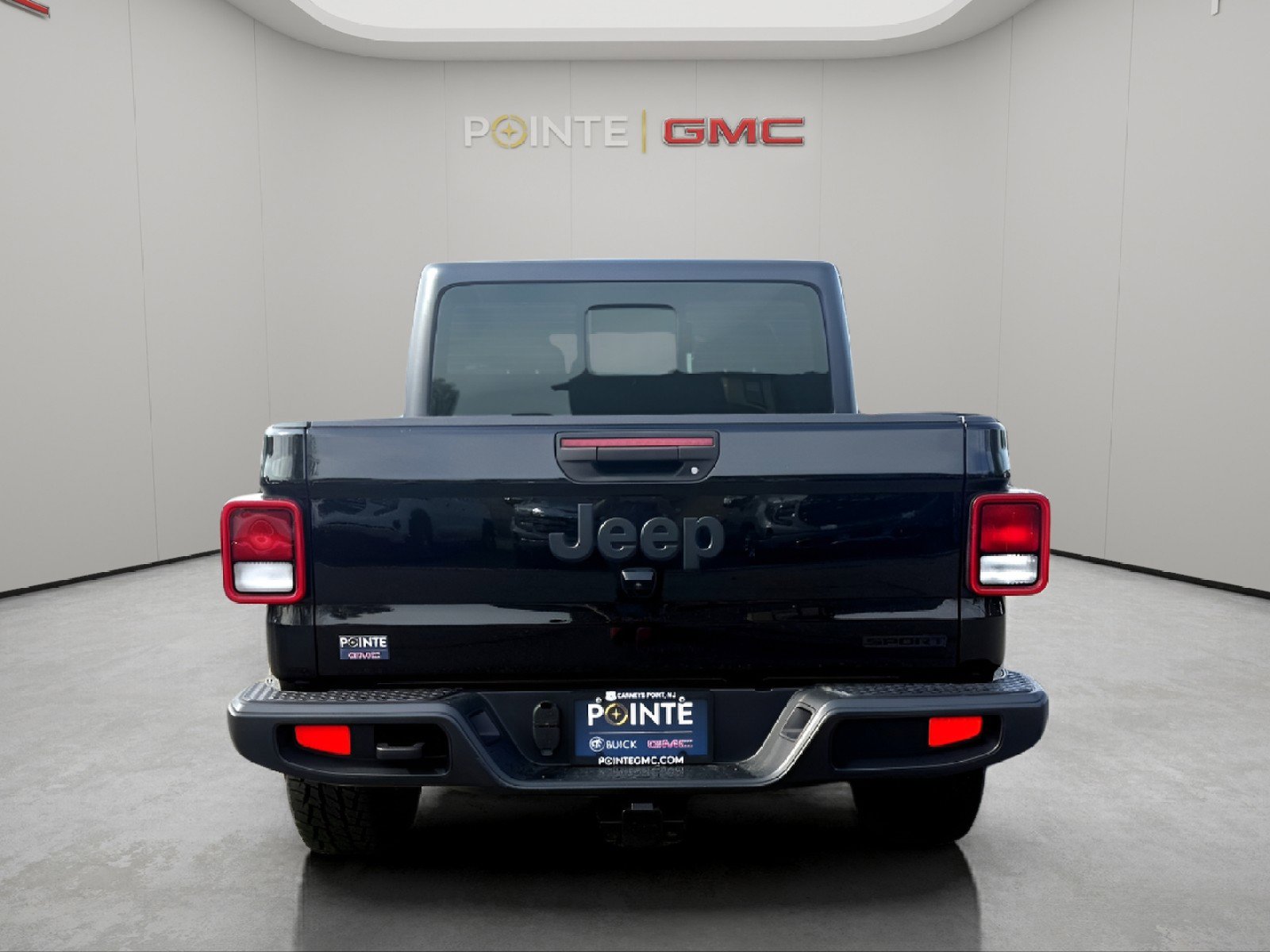 Used 2020 Jeep Gladiator Sport image 6