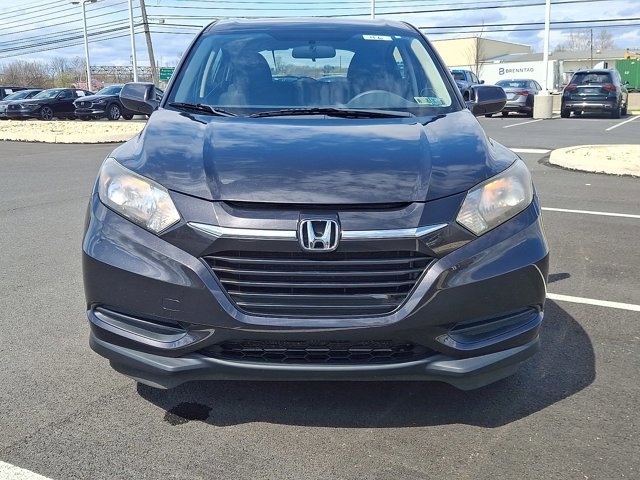 Used 2017 Honda HR-V LX image 2