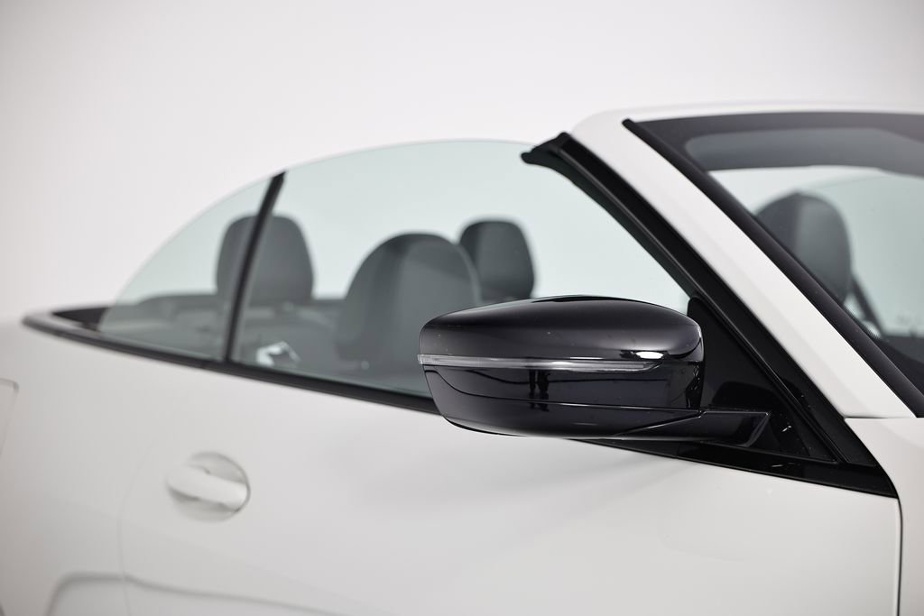 Used 2022 BMW M440i Convertible w/ Premium Package image 17