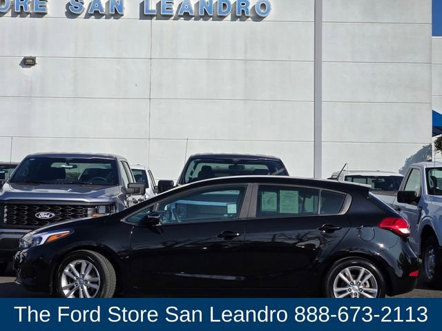 Used 2017 Kia Forte LX image 6