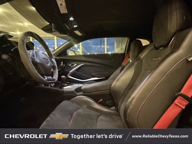 Used 2023 Chevrolet Camaro ZL1 RWD image 30