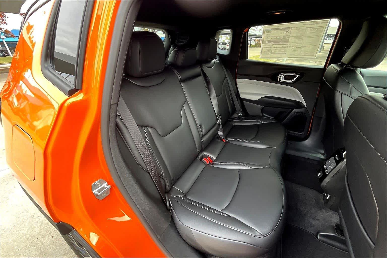 New 2026 Jeep Compass Limited AWD/4WD image 21