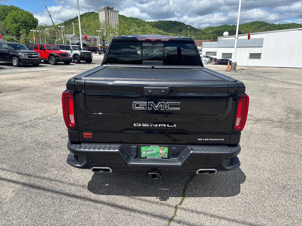 Used 2023 GMC Sierra 1500 Denali Ultimate AWD/4WD image 4
