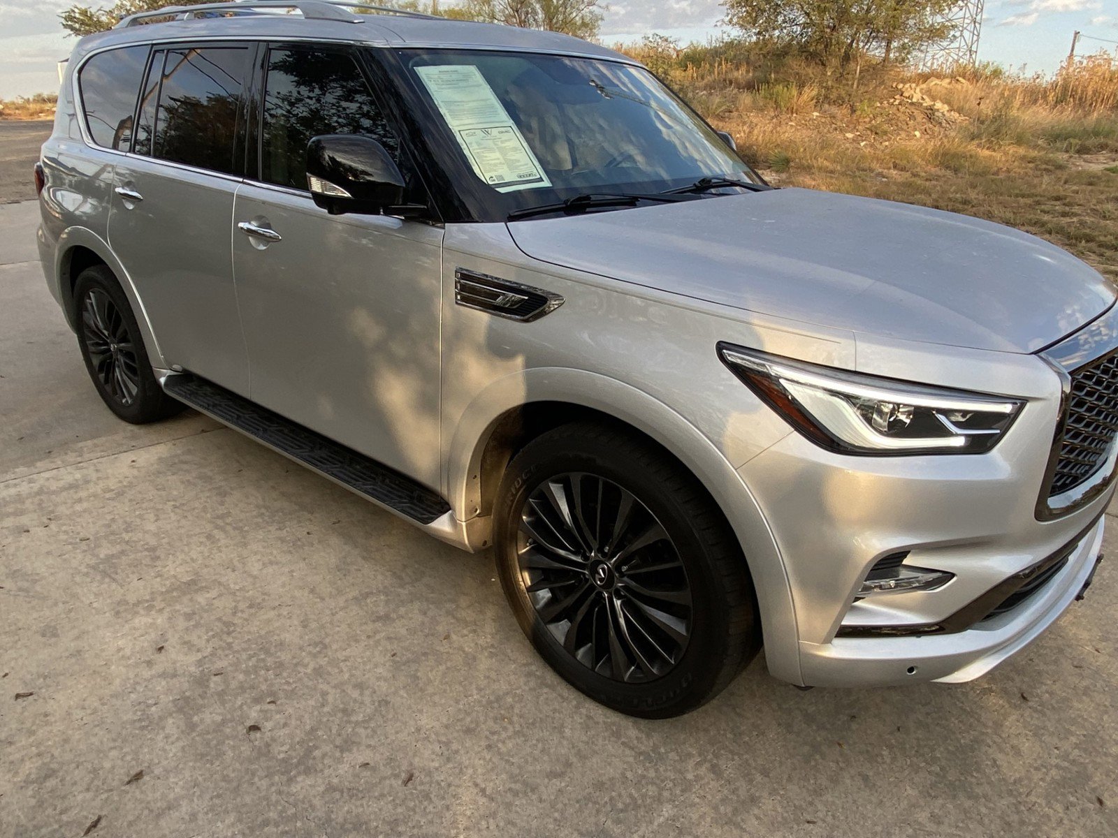 Used 2021 INFINITI QX80 Premium Select w/ All-Season Package image 5
