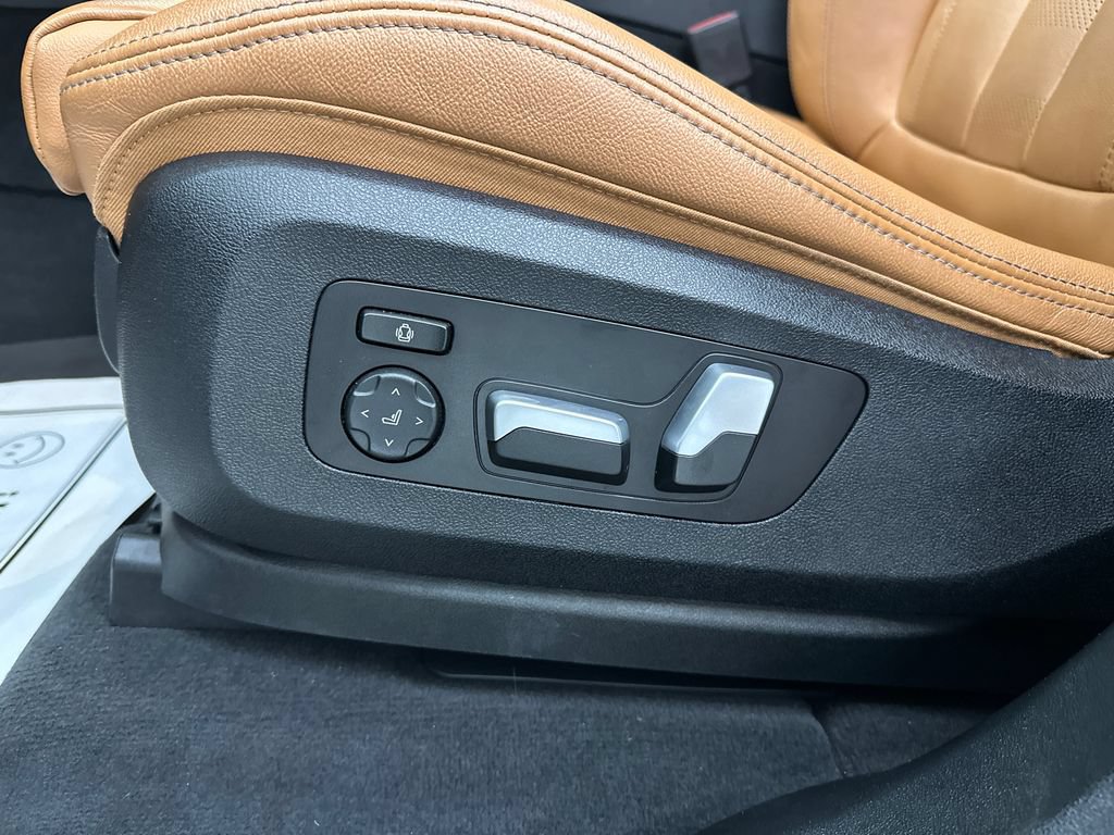 Used 2022 BMW X5 sDrive40i w/ Premium Package RWD image 10