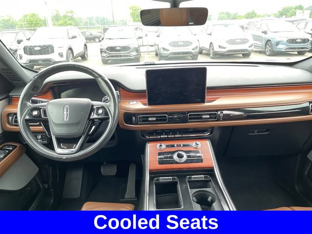 Used 2020 Lincoln Aviator Reserve w/ Equipment Group 202A AWD/4WD image 12