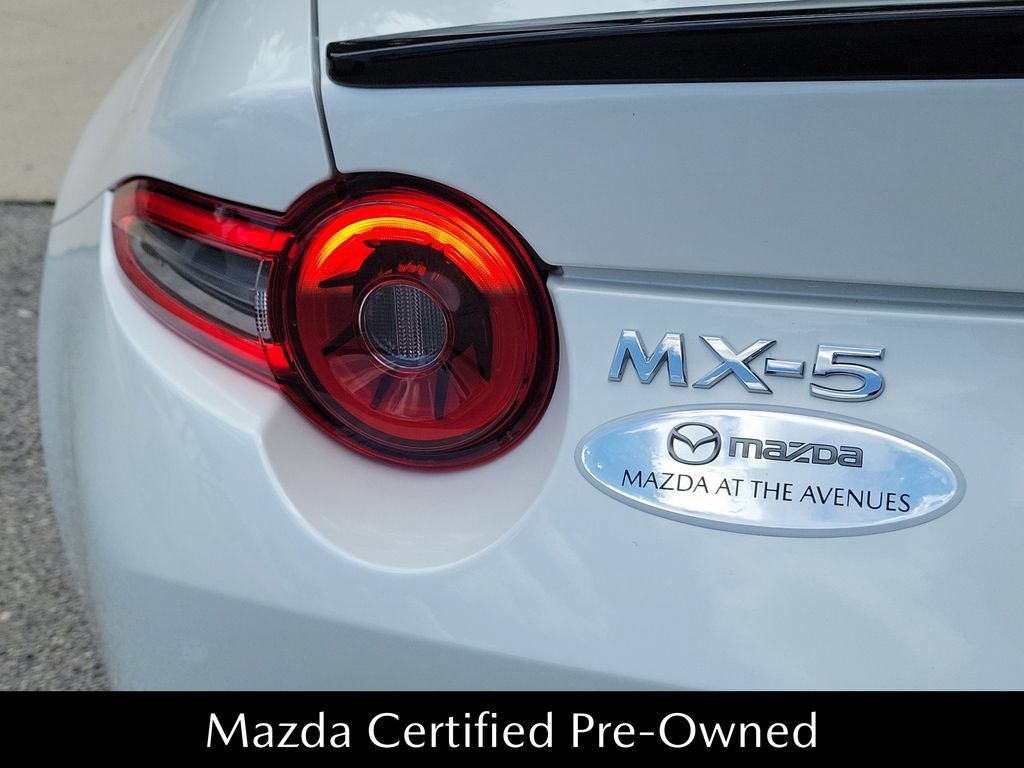 Used 2025 MAZDA MX-5 Miata RF Club RWD image 11