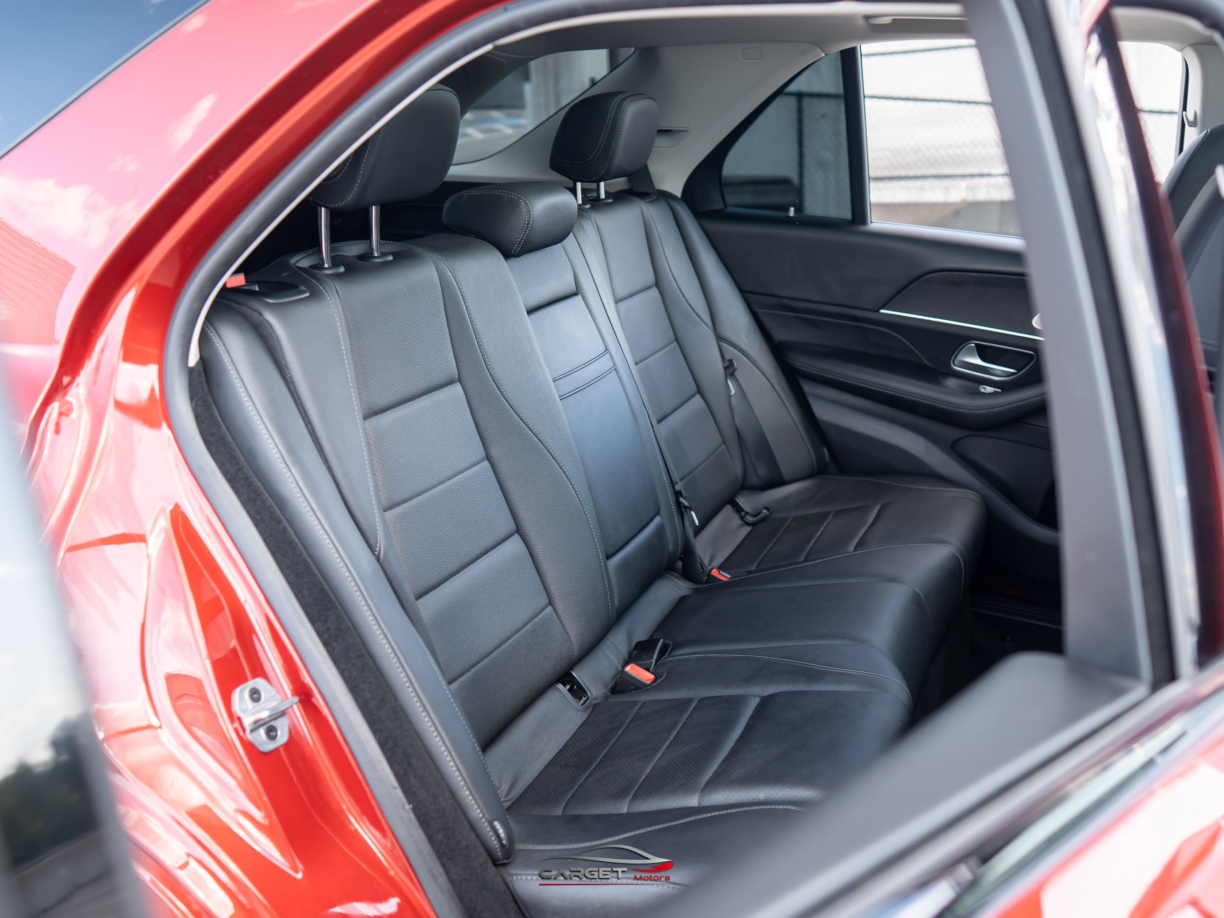 Used 2023 Mercedes-Benz GLE 350 w/ AMG Line Exterior image 18