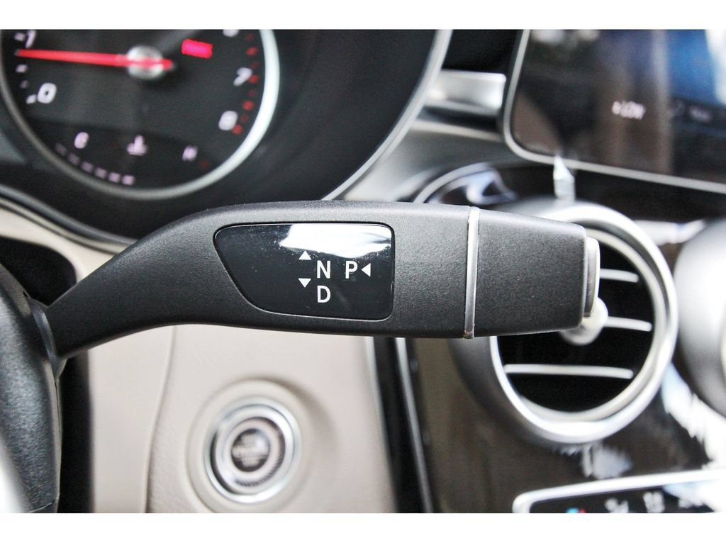 Used 2021 Mercedes-Benz GLC 300 image 19