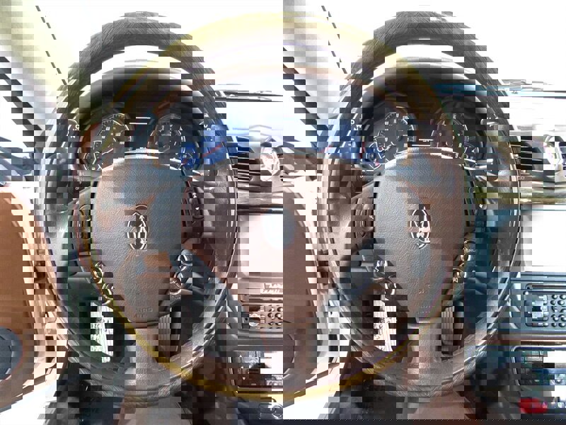 Used 2010 Maserati GranTurismo S image 27