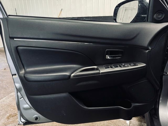 Used 2024 Mitsubishi Outlander Sport LE image 10