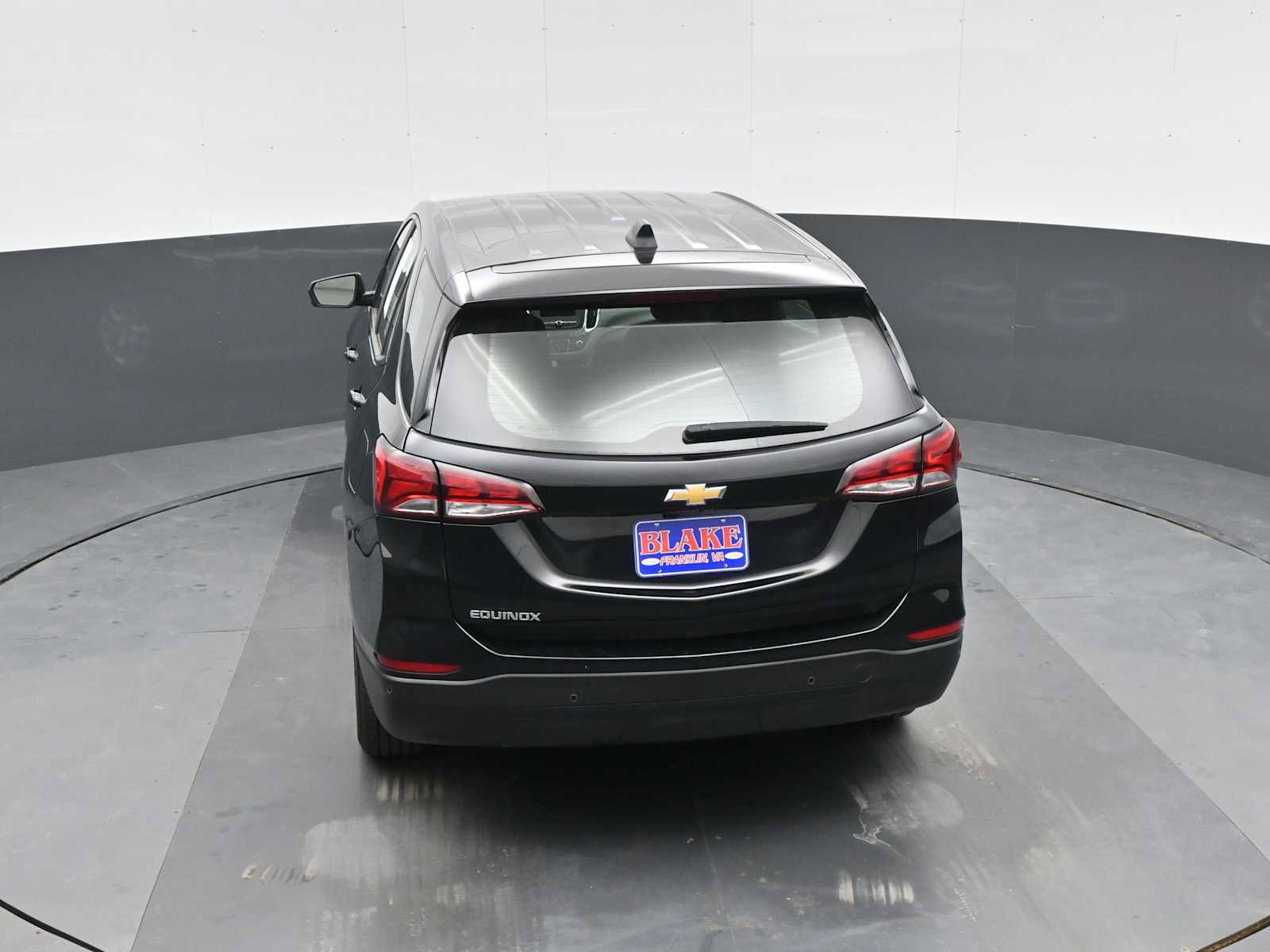 Used 2024 Chevrolet Equinox LS w/ Driver Confidence II Package FWD image 15