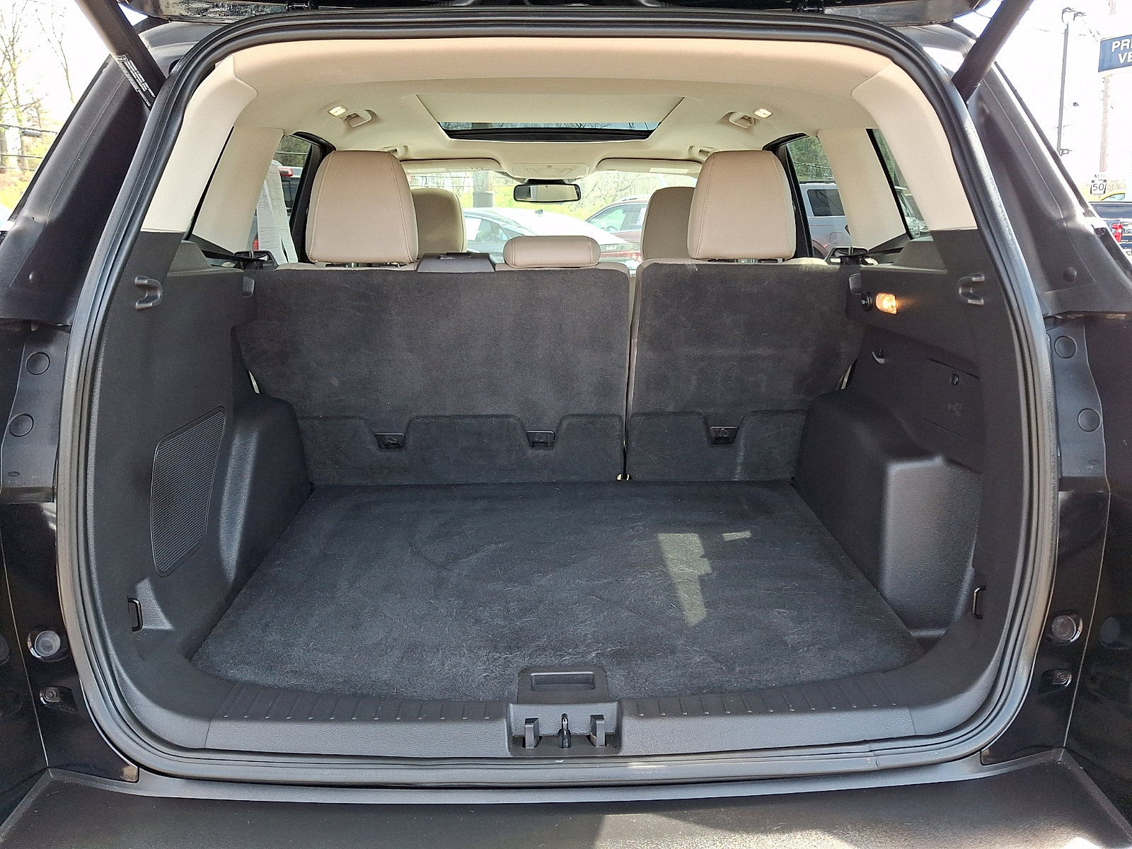 Certified 2019 Ford Escape Titanium AWD/4WD image 28