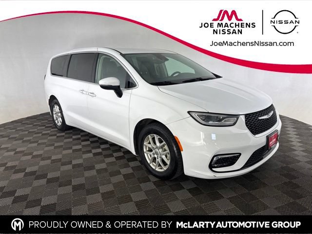 Used 2023 Chrysler Pacifica Touring-L