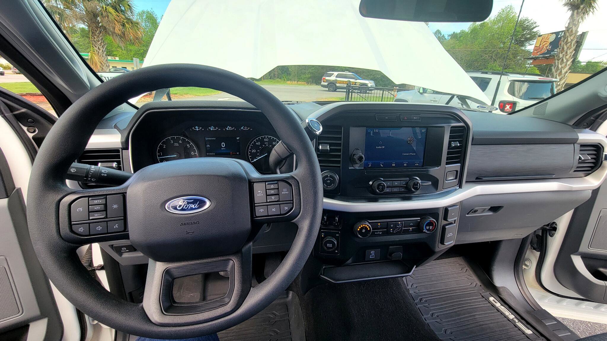 Used 2022 Ford F150 XLT w/ Trailer Tow Package image 27