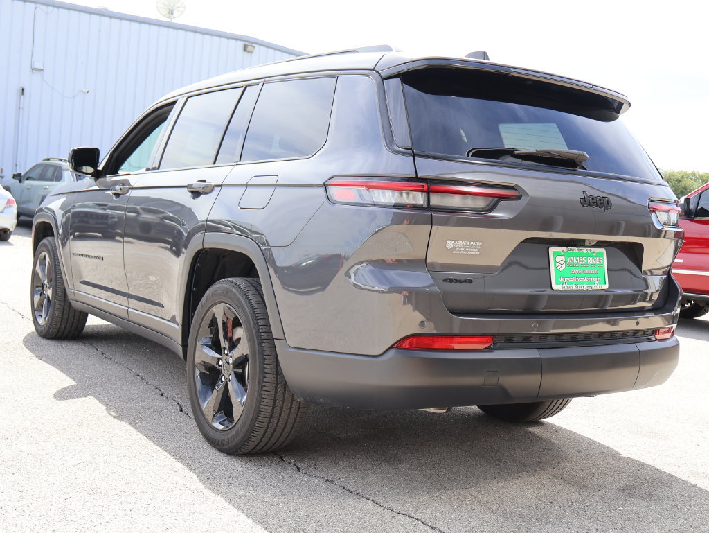 Used 2025 Jeep Grand Cherokee L Altitude AWD/4WD image 3