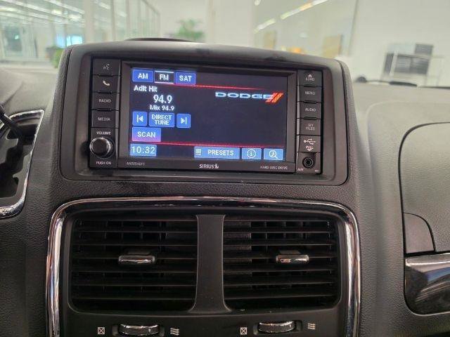 Used 2017 Dodge Grand Caravan SE w/ Power Window Group FWD image 17