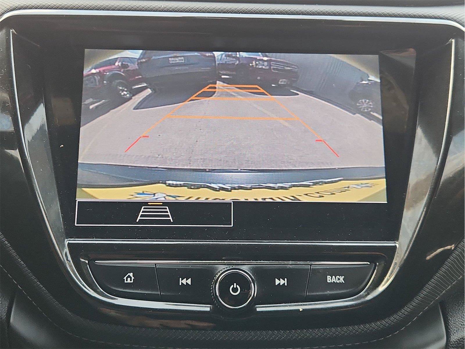 Used 2021 Chevrolet TrailBlazer ACTIV w/ Sun and Liftgate Package FWD image 14