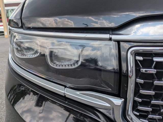 Used 2023 Jeep Grand Wagoneer Series III AWD/4WD image 10