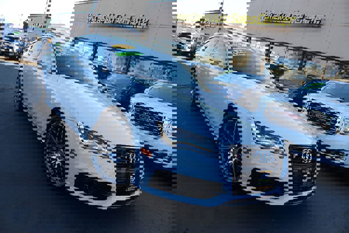 Used 2014 Audi S7 Prestige w/ Driver Assistance Package image 41