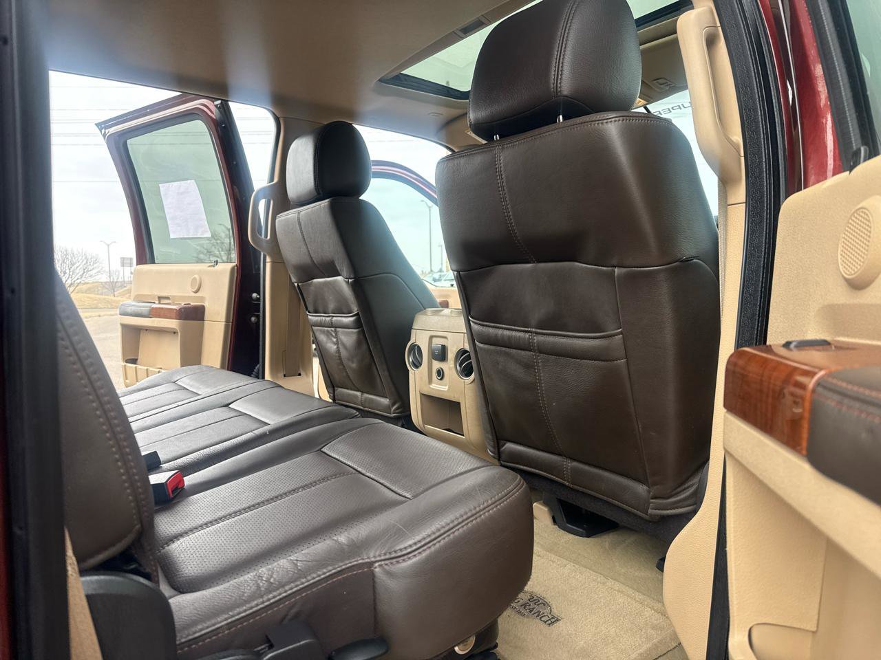 Used 2015 Ford F250 King Ranch w/ King Ranch w/Chrome Package image 39