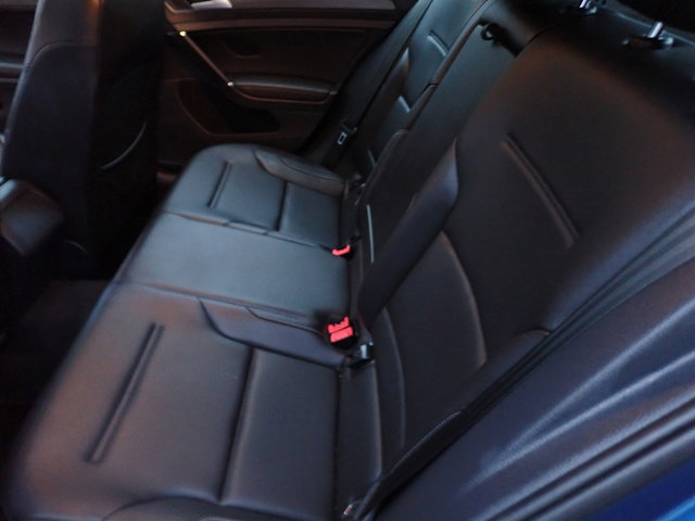 Used 2019 Volkswagen Golf SE w/ Driver Assistance Package image 19