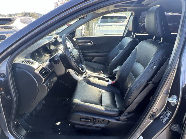 Used 2017 Honda Accord EX-L image 19