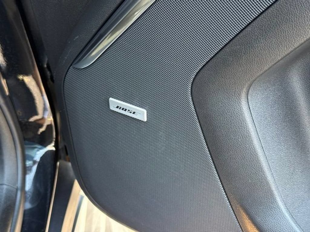 Used 2024 GMC Yukon Denali AWD/4WD image 28