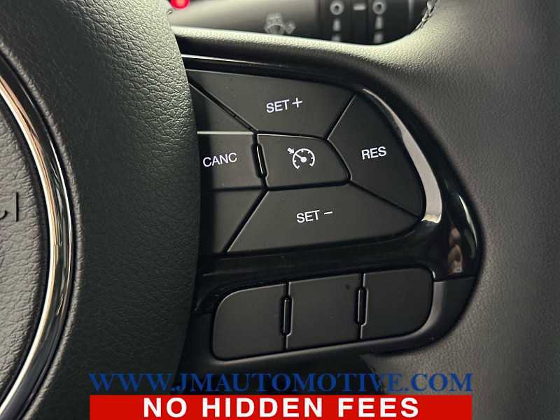 Used 2022 Jeep Renegade Altitude image 40