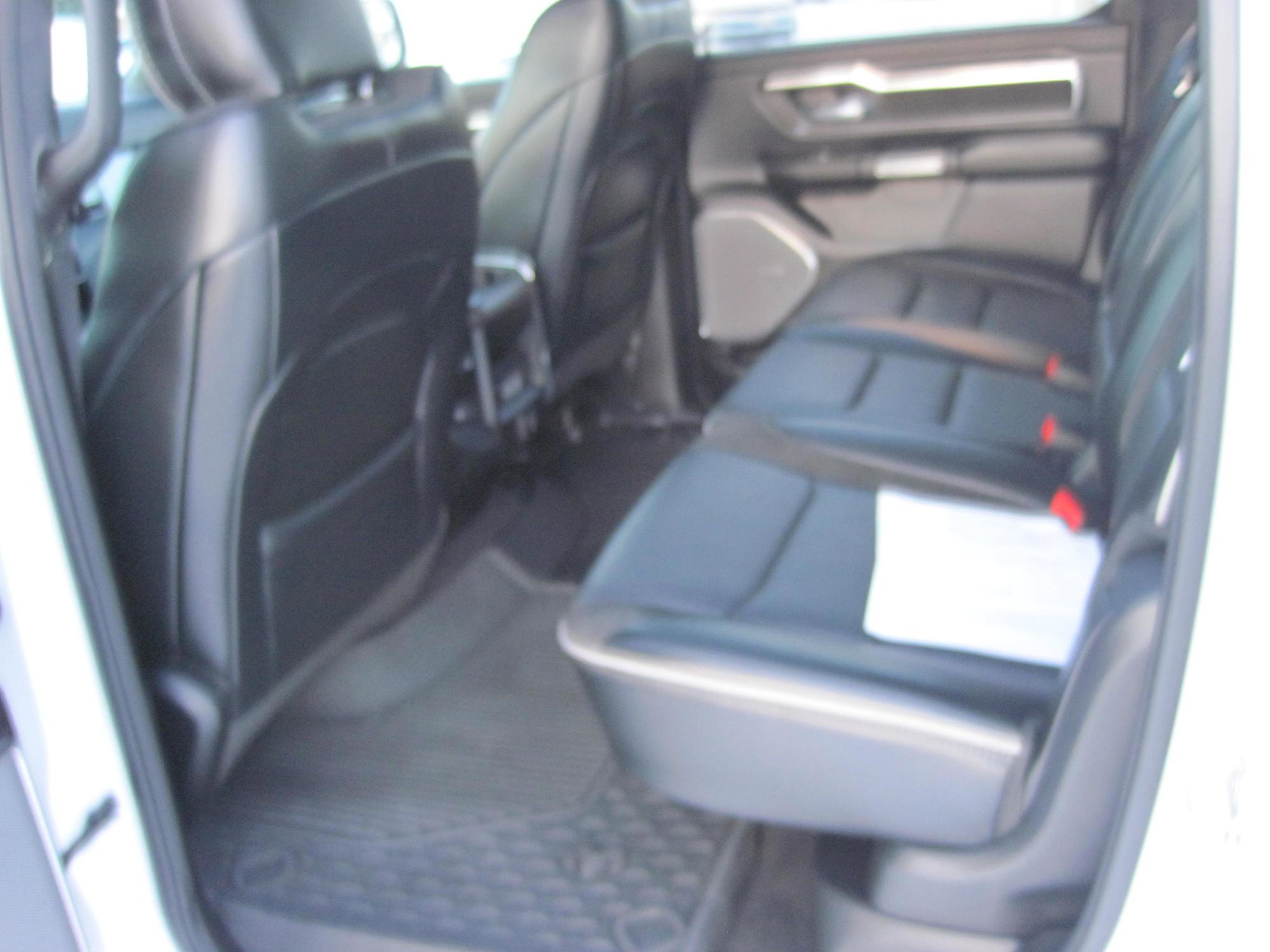 Used 2025 RAM 1500 Laramie w/ Night Edition image 8