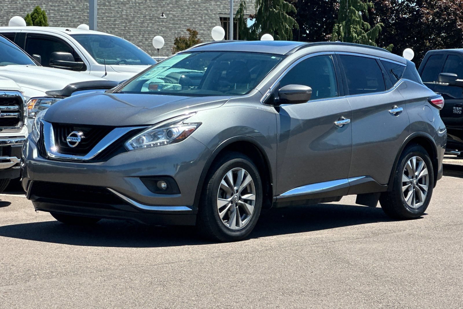 Used 2017 Nissan Murano SV AWD/4WD image 8