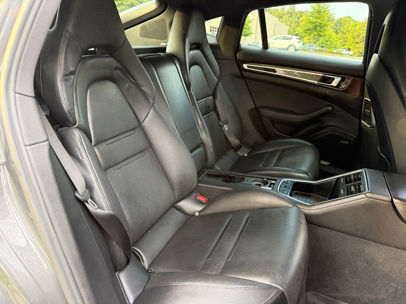 Used 2018 Porsche Panamera 4 AWD/4WD image 42