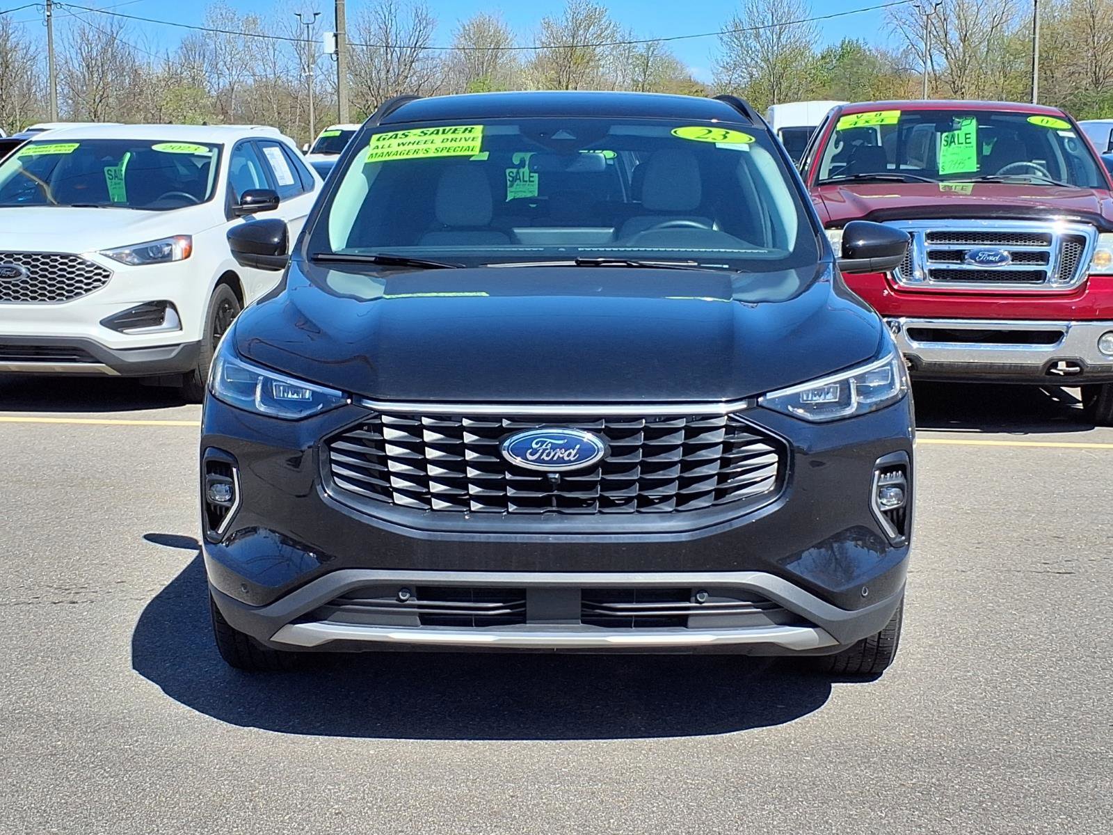 Used 2023 Ford Escape Platinum AWD/4WD image 23