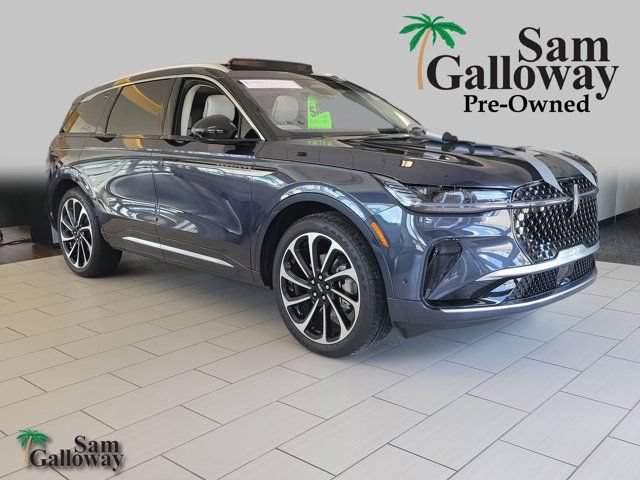 Certified 2024 Lincoln Nautilus Black Label AWD/4WD image 1