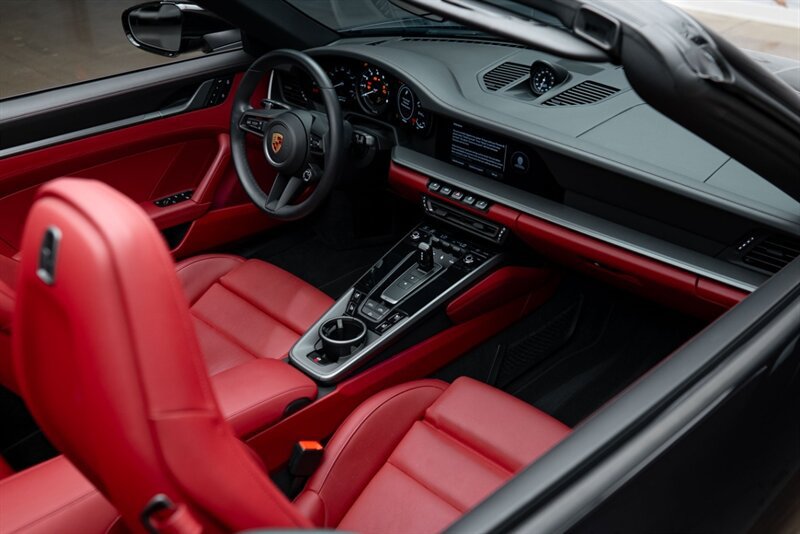 Used 2023 Porsche 911 Carrera S RWD image 29