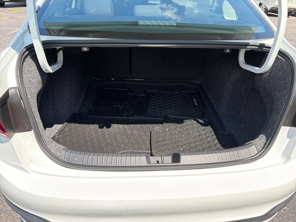 Used 2026 Volkswagen Jetta S FWD image 23