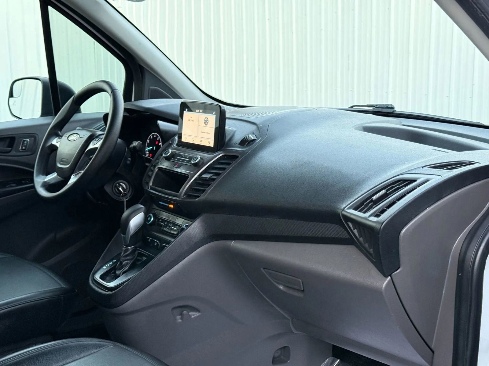 Used 2019 Ford Transit Connect XL w/ Driver-Assist Package image 19