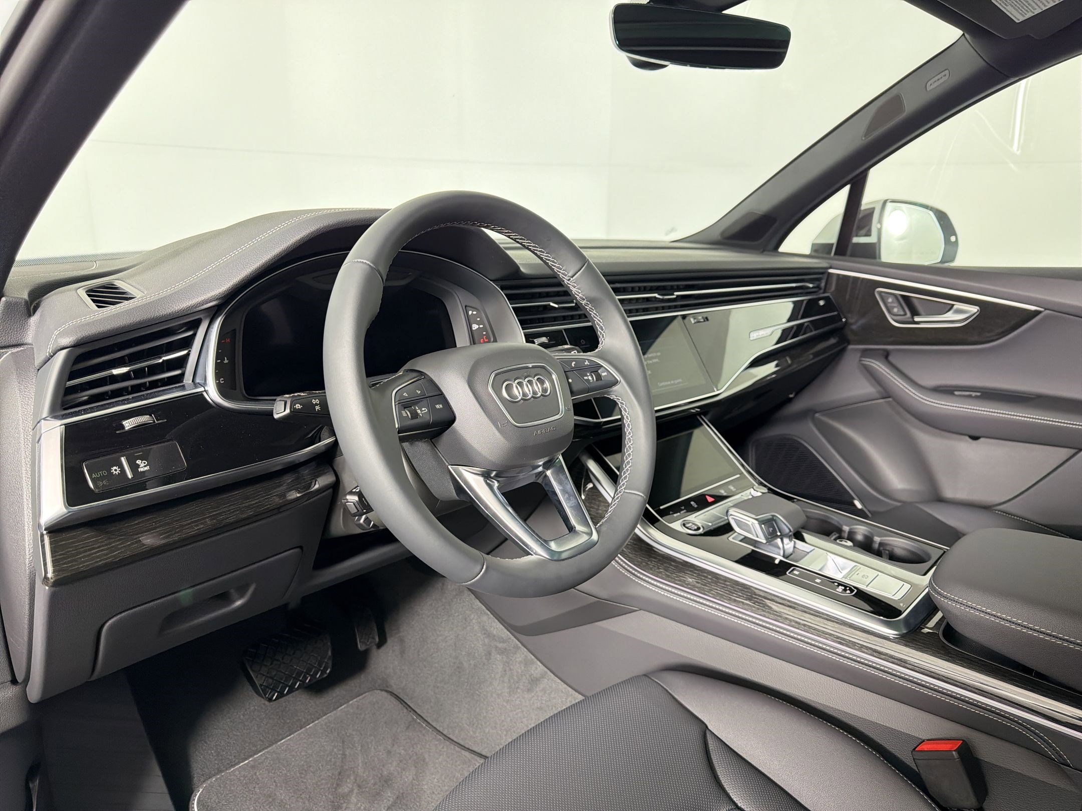 New 2026 Audi Q7 Premium Plus image 4