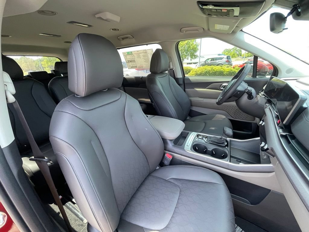 New 2026 Kia Carnival EX FWD image 29